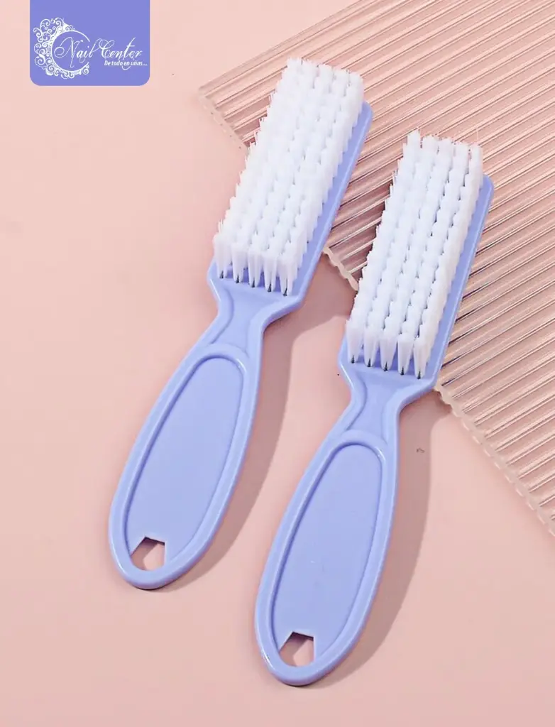 CEPILLO PARA UÑAS