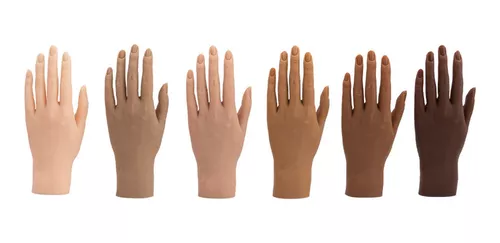 MANO REALISTA CON MUÑECA