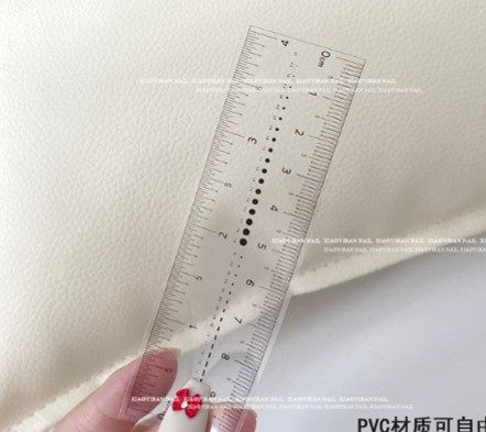 REGLA FLEXIBLE PARA UÑAS 1