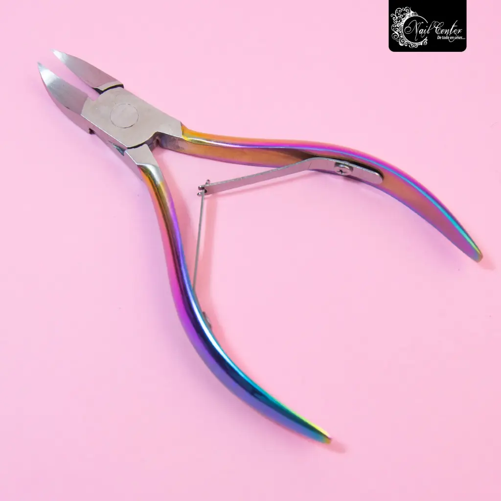NIPPER NAIL CENTER