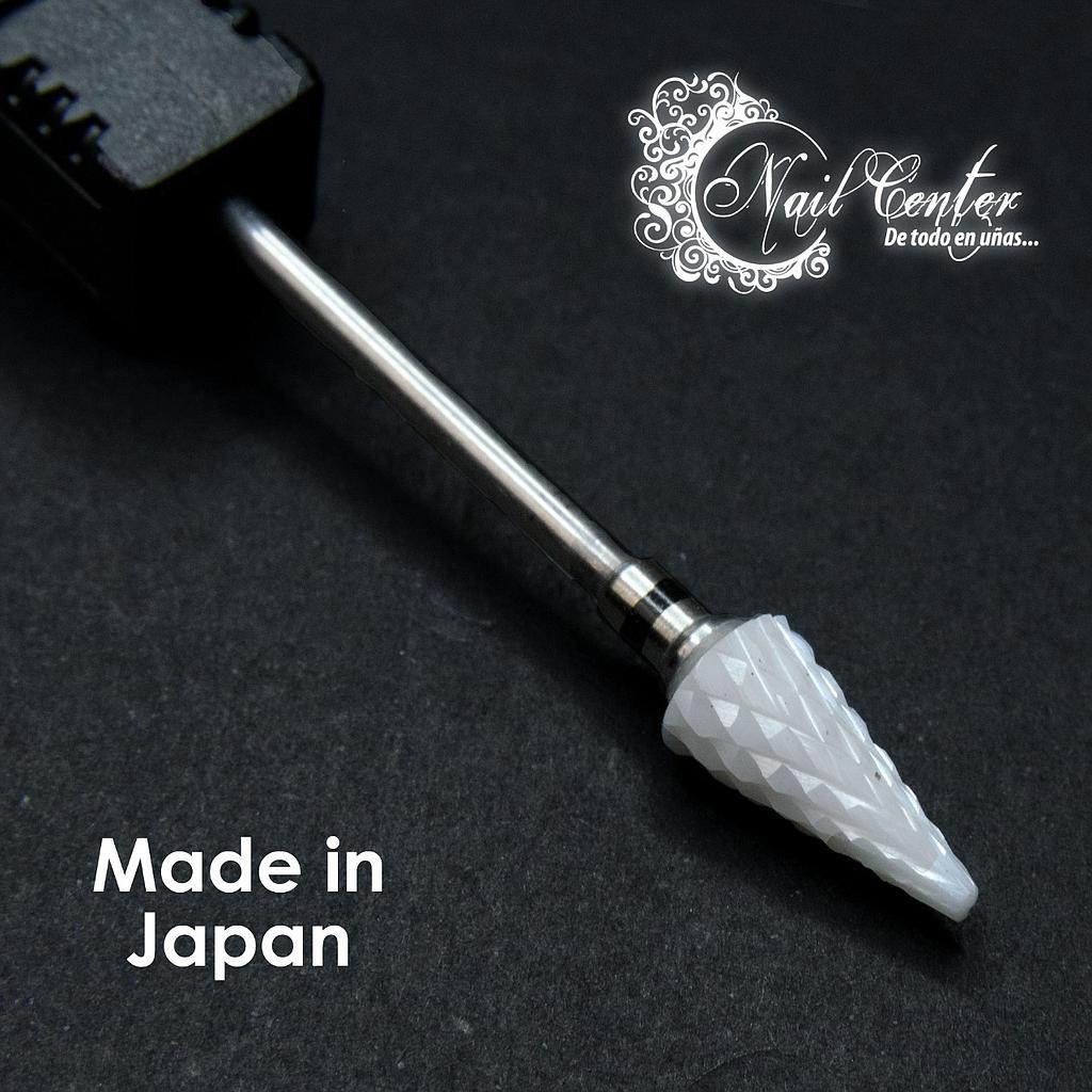 PUNTA CONICA CERAMICA JAPONESA FILO NEGRO