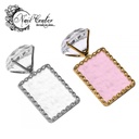 EXHIBIDOR CUADRADO CON DIAMANTE